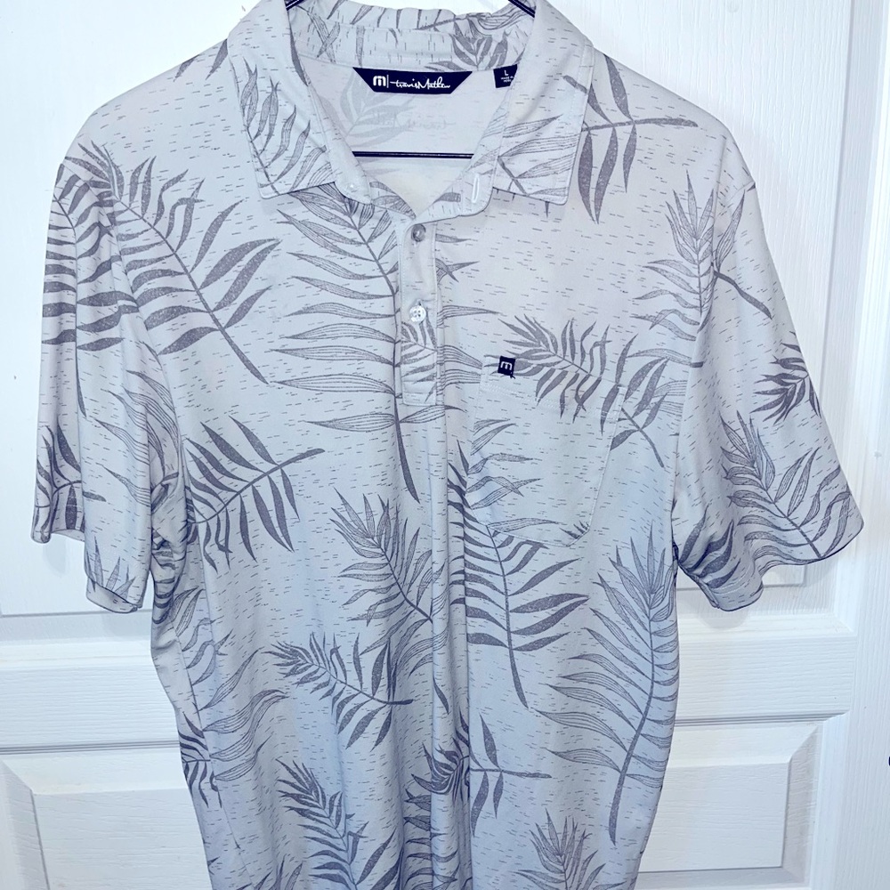Travis Mathew Shirt Size L